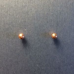 🌹NEW🌹rose gold earrings